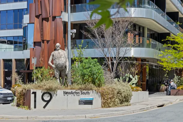210/19 Marcus Clarke Street (1/17)