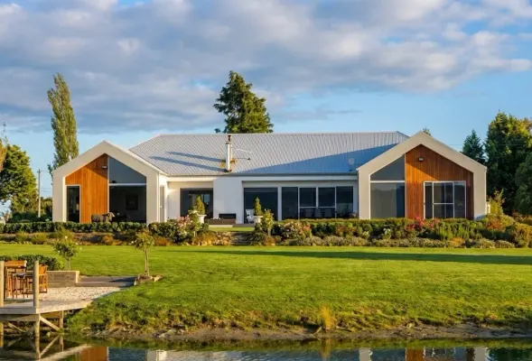 2130 Bishopsbourne Road (1/28)