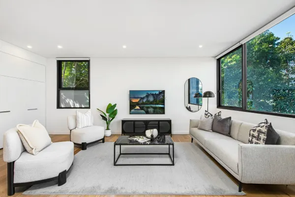 216/3 Nagurra Place (1/10)