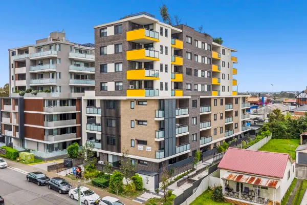 22/33-35 Charles Street (1/12)