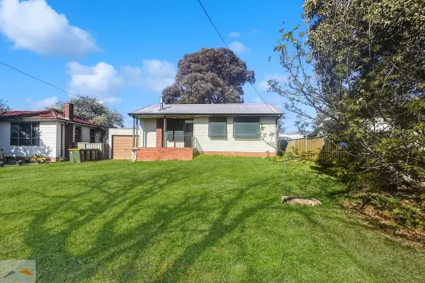 22 Jubilee Avenue (1/8)