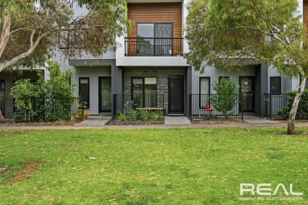 22 Torrens Lane (1/23)