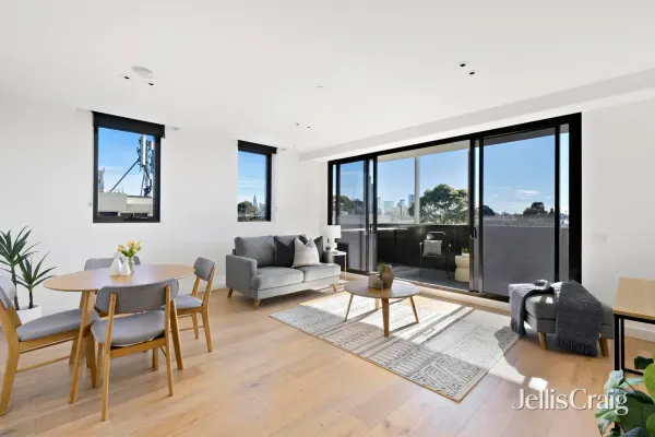 220/2 Hobson Street (1/8)