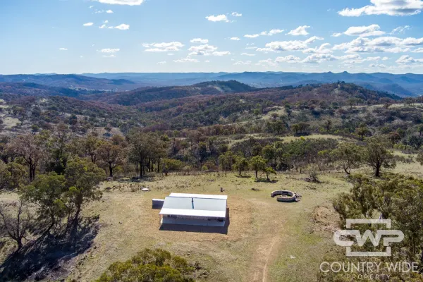 2202 Wellington Vale Road (1/3)