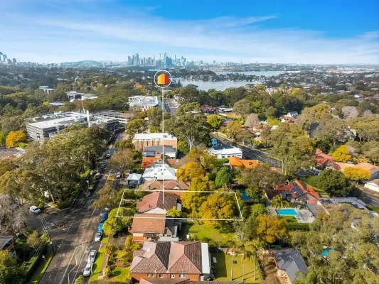 221 Longueville Road (1/12)