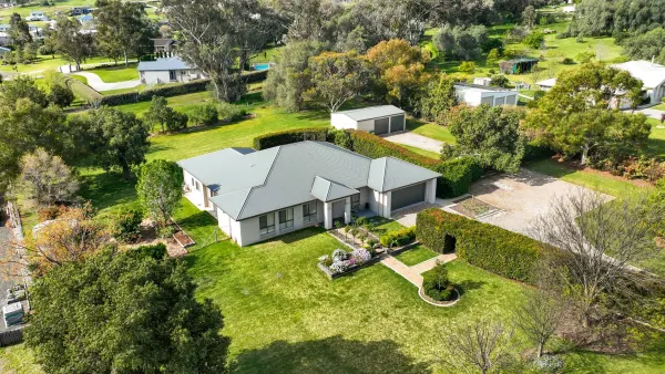 23 Flagstaff Road (1/26)