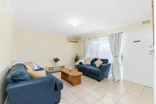 23A Mirrabooka Avenue (1/15)