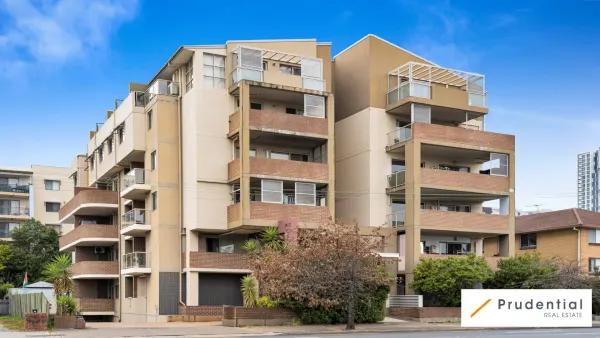 24/30-32 Copeland Street (1/16)