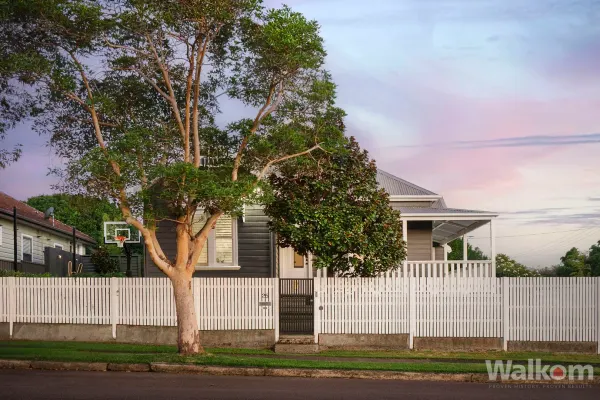 25 Blackall Street (1/28)
