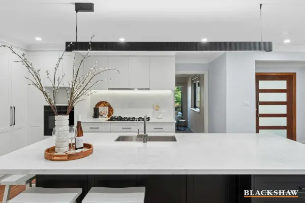 25 Brooks Street (1/26)