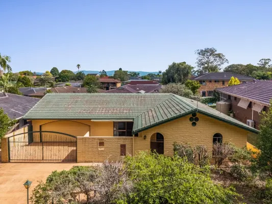 25 Gum Tree Drive (1/23)