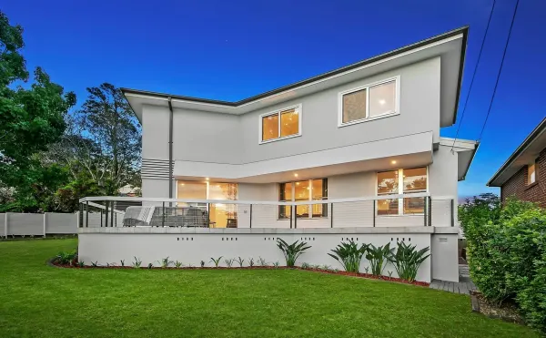 25 HAMPDEN ROAD (1/17)