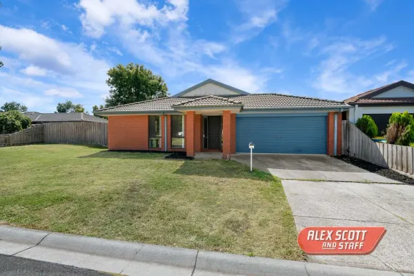 25 Lisburn Way (1/17)