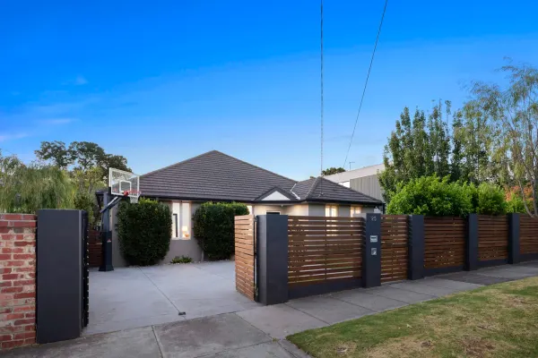 25 Miller Street (1/13)