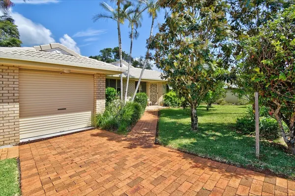 25 Tanamera Drive (1/17)