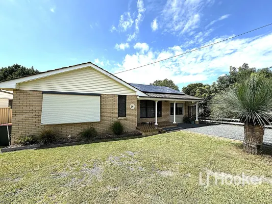 26 Auburn Vale Road (1/13)