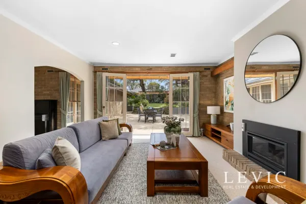 26 Bunker Crescent (1/14)