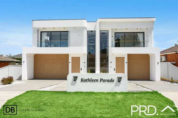 26b Kathleen Parade (1/17)
