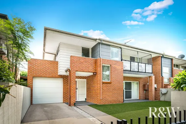 27 Blackwood Street (1/19)