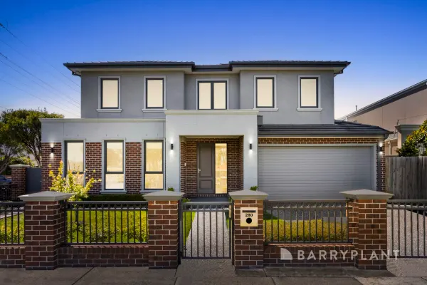 280 Brandon Park Drive (1/17)
