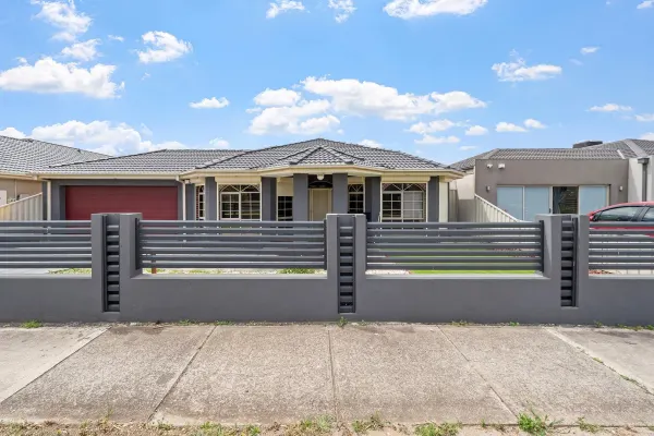 29 Nepean Way (1/21)