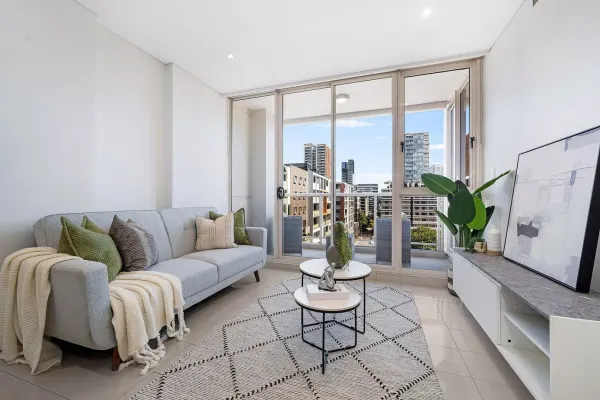 298/8 Lachlan Street (1/12)