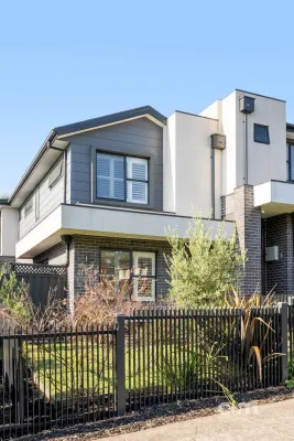2A Albert Street (1/20)