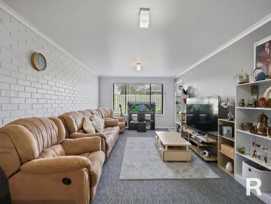 3/48 Mount Leslie Road (1/14)