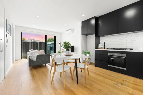 3/6 Eastcote Street (1/14)