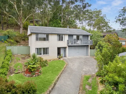 3 Carina Close (1/6)