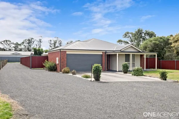 3 Hendersons Road (1/1)