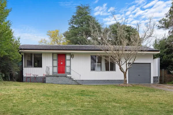 3 Murray Avenue (1/18)
