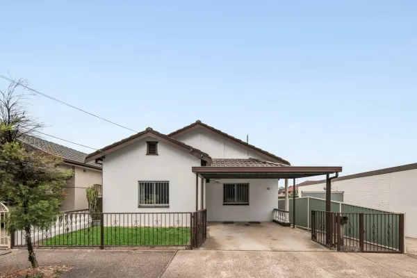 30 Norton Street (1/11)