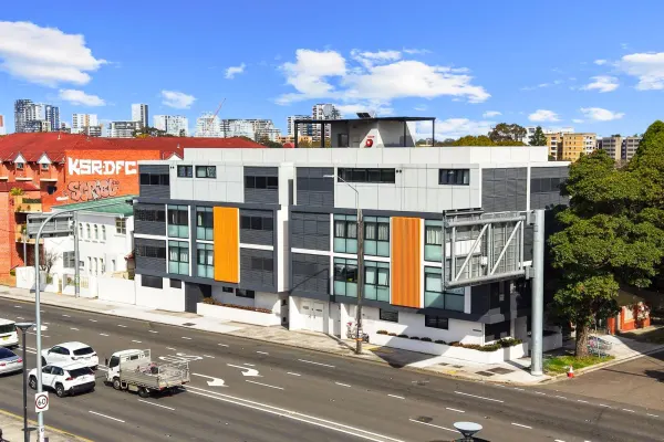 304/57 Manson Road (1/11)