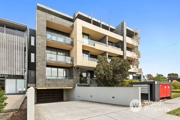306/252 Bay Road (1/11)