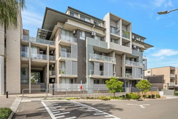 308/81-86 Courallie Avenue (1/17)