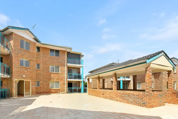31/1 Rickard Road (1/13)