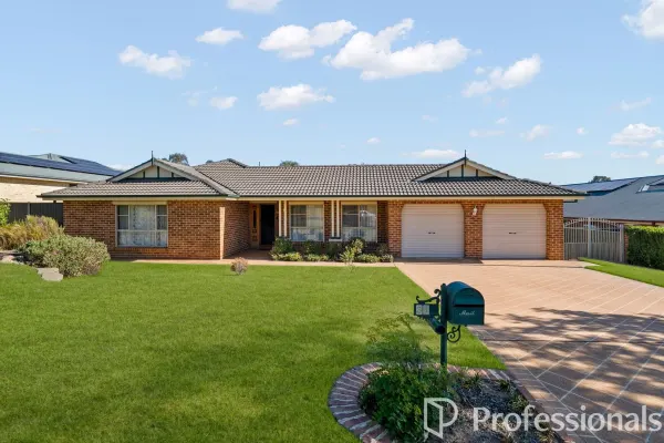 31 Willow Drive (1/24)