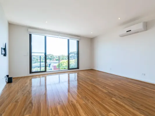 315/15 Pascoe Street (1/9)