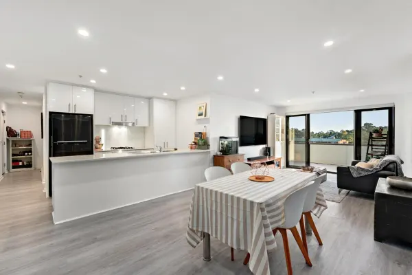 32/100-104 Union Road (1/16)