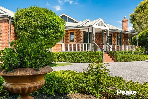 32 Inglis Road (1/24)