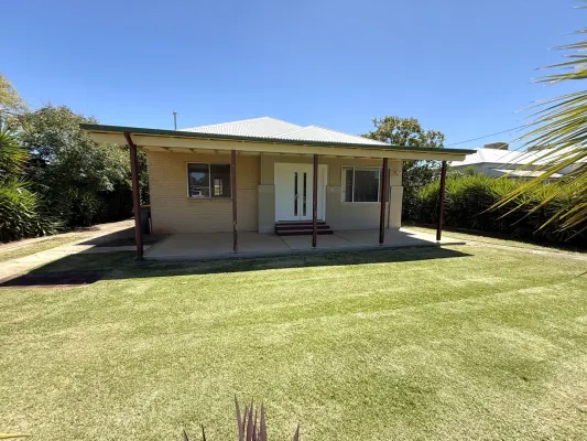 33 Lachlan Street (1/19)