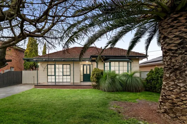 344 Huntingdale Road (1/12)