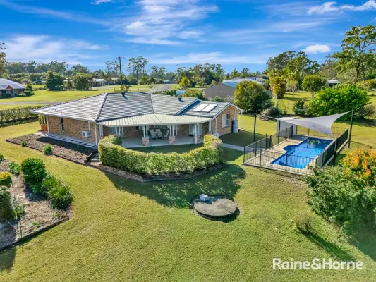 36 Lorikeet Road (1/31)