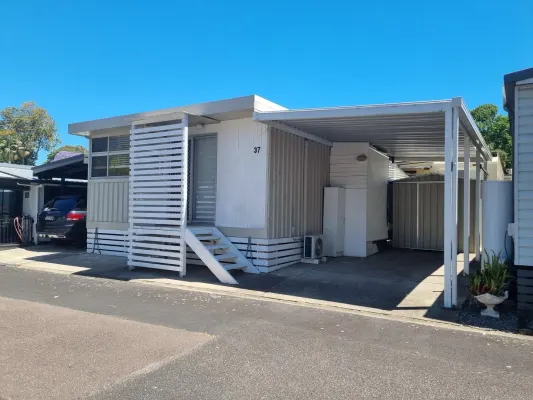 37/1a Cutler Drive (1/22)