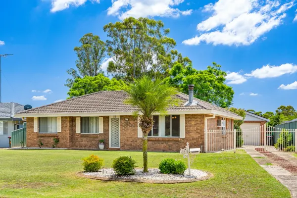 38 Armstein Crescent (1/1)