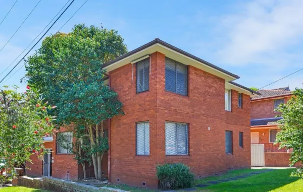 4/33 Graham Road (1/8)
