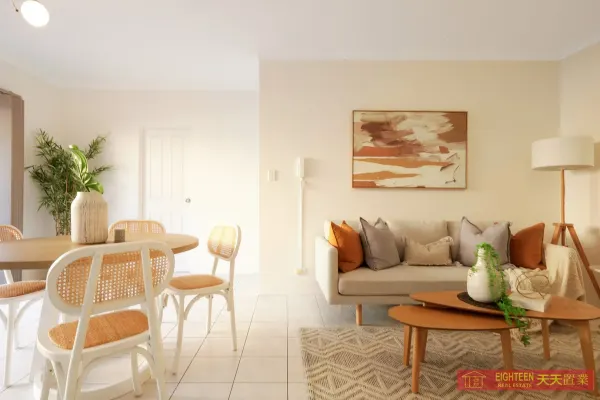 4/8 Graham Road (1/14)