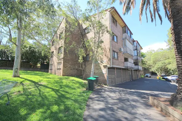 4/85 Cairds Avenue (1/9)