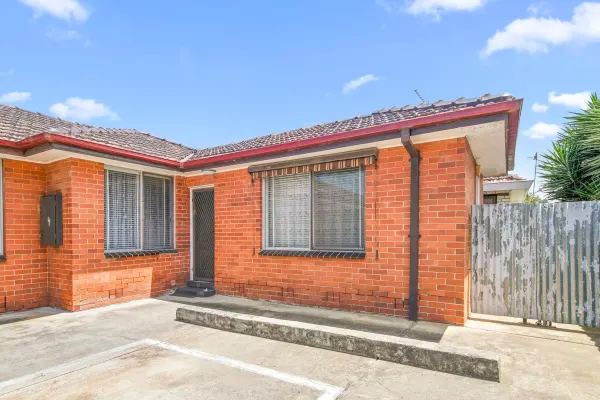 4/96 Saltley Street (1/9)